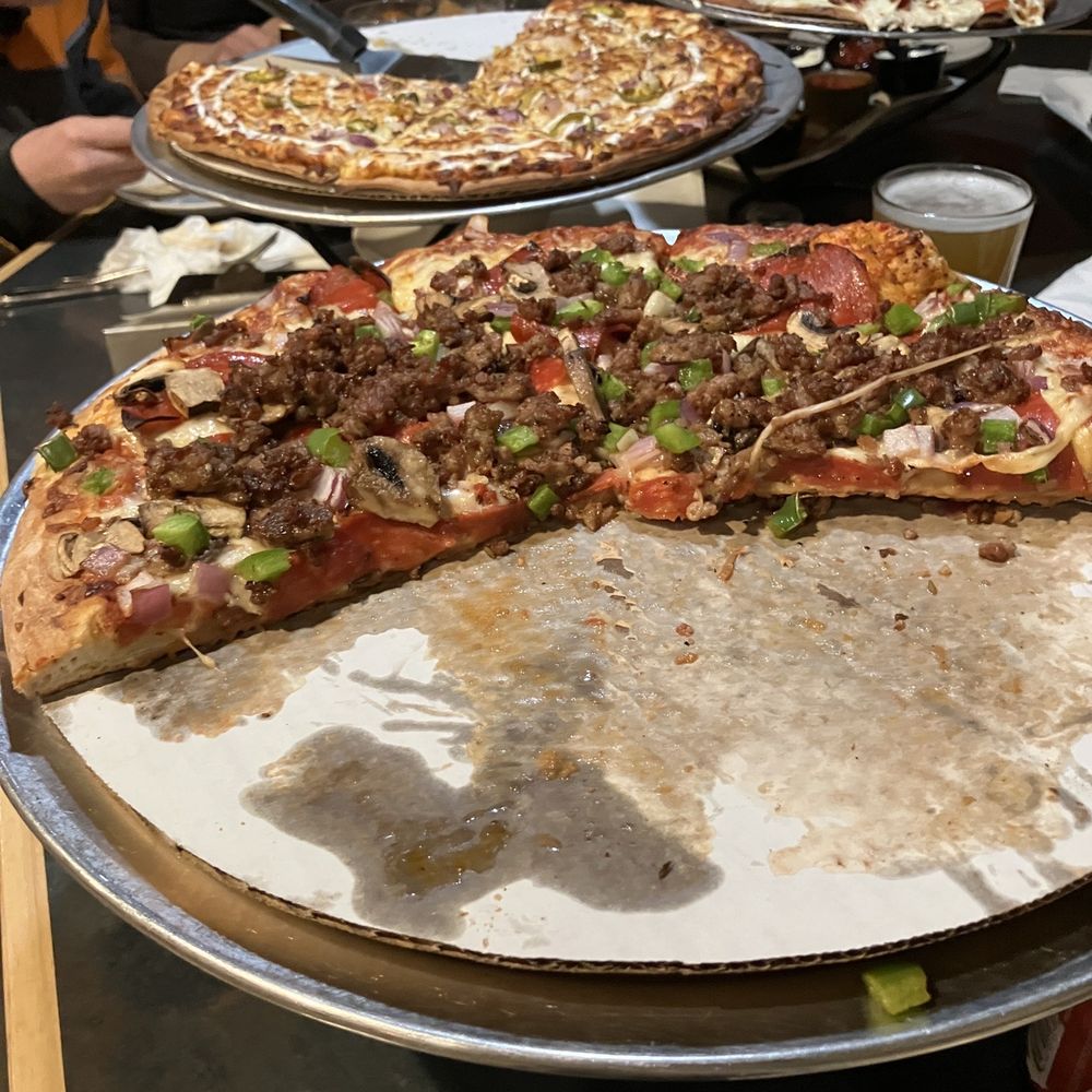 Sugar River Pizza - Pizzas - Pizza Near Me - Verona, Wisconsin Sugar River Pizza - Pizzas - Pizza Near Me - Verona, Wisconsin