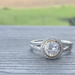 Diamond Leaf Jewelers