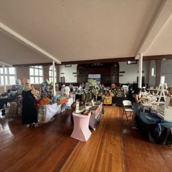Treehouse Farmers Market - Great selection of local vendors