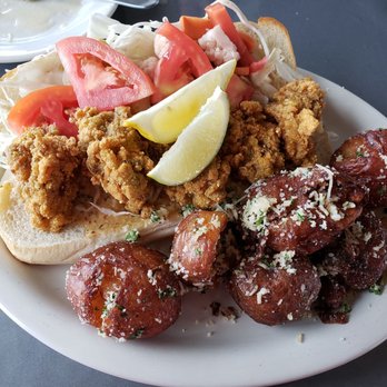 Po House - Po Boy Sandwich - Seafood Near Me - Avon, North Carolina Po House - Po Boy Sandwich - Seafood Near Me - Avon, North Carolina