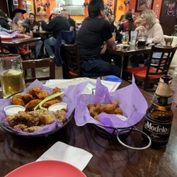 Yoya's Bar and Grill - Awesome Apps!!! :)