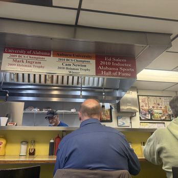 Salem's Diner - Diners Near Me - Birmingham, Alabama