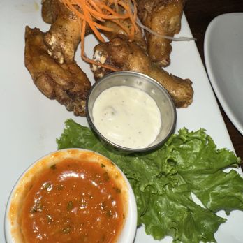 Purrr - Chicken wings bomb.com - Cocktail Bars Near Me - Yakima, Washington