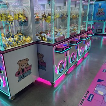 Claw Zone - Arcades Near Me - Louisville, Kentucky