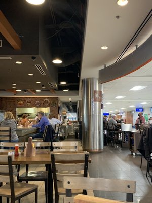 Four Peaks Brewing Company Airport by null