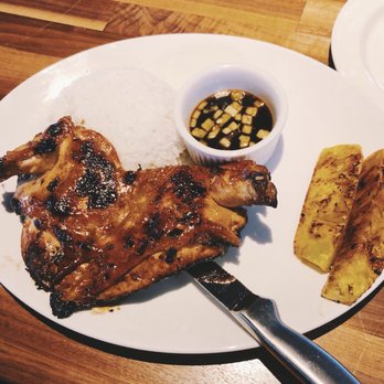 Yard House - Maui Pineapple Chicken - New American Near Me - Concord, California