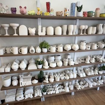 Freestyle Ceramics & Tufting - Paint-Your-Own Pottery Near Me - Chicago, Illinois Freestyle Ceramics & Tufting - Paint-Your-Own Pottery Near Me - Chicago, Illinois