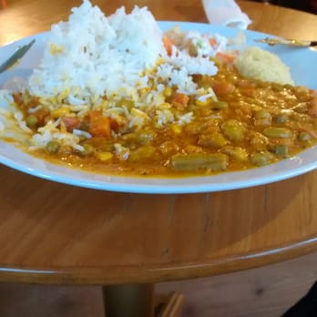 10-to-10 In Delhi - Delicious vegetable curry - Indian Near Me - Edinburgh, EDH 10-to-10 In Delhi - Delicious vegetable curry - Indian Near Me - Edinburgh, EDH
