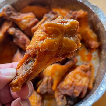 Archie Moore's - A wing - American Near Me - Wallingford, Connecticut