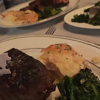 Maple & Ash - Filet Mignon potato gratin Broccolini - Steakhouses Near Me - Chicago, Illinois Maple & Ash - Filet Mignon potato gratin Broccolini - Steakhouses Near Me - Chicago, Illinois