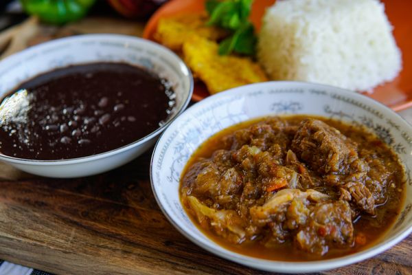 Island Flavors Caribbean Cuisine by null