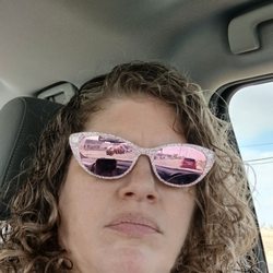 Victoria did a great job with my hair.I desperately need a trim and life.Put back in my hair.She's really great with curly hair
