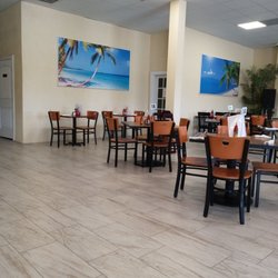Island Flavor Bar & Grill