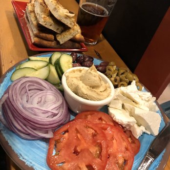 Oly's Pizza - Hummus platter - Pizza Near Me - Portland, Oregon