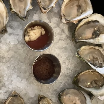 Neptune Oyster - Piggyback Oysters - Seafood Near Me - Boston, Massachusetts