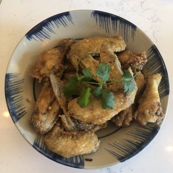 B&D Authentic Viet Cuisine - Crispy wings - Vietnamese Near Me - Burnaby, British Columbia