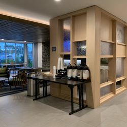 Fairfield by Marriott Inn & Suites Santee - Lobby, free coffee, tea and hot chocolate