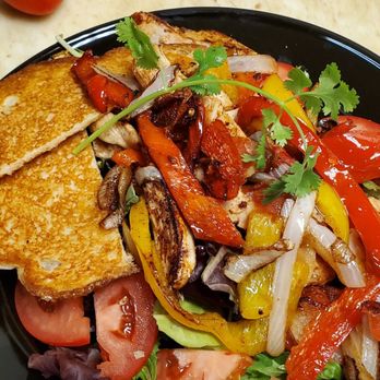 Rey's Little Kitchen - Breakfast & Brunch Near Me - Whittier, California