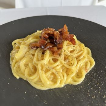 Amor di Pasta - Spaghetti Carbonara - Italian Near Me - Miami, Florida Amor di Pasta - Spaghetti Carbonara - Italian Near Me - Miami, Florida