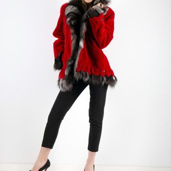 Fourrures Starlight - Photo - Fur Clothing Near Me - Montreal, Quebec Fourrures Starlight - Photo - Fur Clothing Near Me - Montreal, Quebec