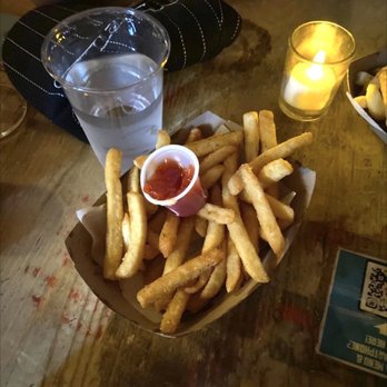 e's BAR - Happy hour Fries $4.50 - Bars Near Me - New York, New York e's BAR - Happy hour Fries $4.50 - Bars Near Me - New York, New York