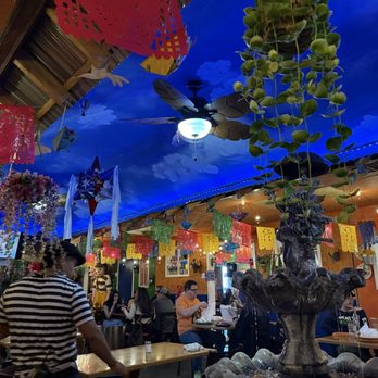 LA VECINDAD - Inside - Tacos Near Me - Las Vegas, Nevada LA VECINDAD - Inside - Tacos Near Me - Las Vegas, Nevada