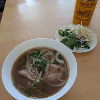 Sesame Dinette - Beef pho - Vietnamese Near Me - Long Beach, California Sesame Dinette - Beef pho - Vietnamese Near Me - Long Beach, California