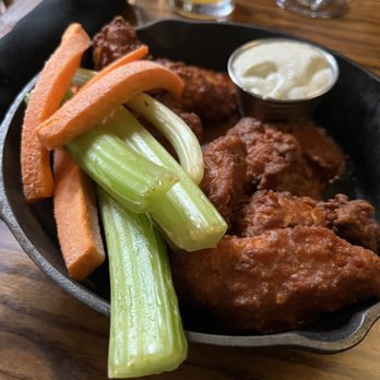 Jackalope's Bar and Grill - American Near Me - Fish Camp, California