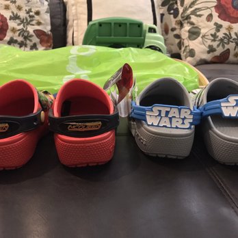 Crocs - August 1, 2017 - Outlet Stores Near Me - Gilroy, California