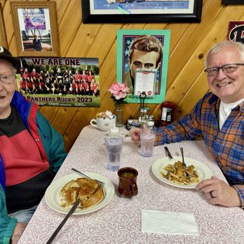 Rock 'N' Roll Cafe - American Near Me - Stevens Point, Wisconsin