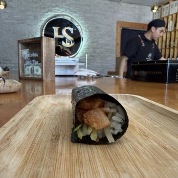 Handroll Social - Sushi Bars Near Me - Katy, Texas