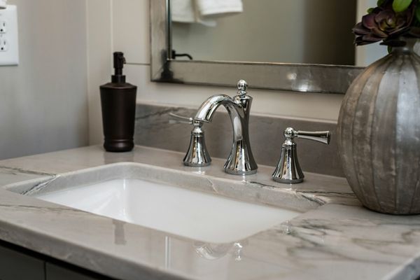 Need a faucet replacement or minor plumbing issues? - Do you need help replacing or repairing a faucet in your home? Call now for a free estimate! Need a faucet replacement or minor plumbing issues? - Do you need help replacing or repairing a faucet in your home? Call now for a free estimate!