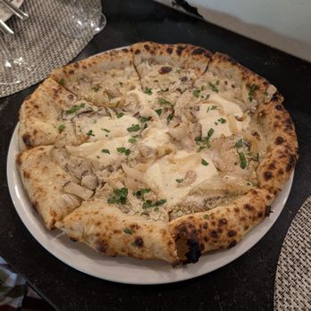 MuuMuu - Bianco Pizza - Pizza Near Me - Lahaina, Hawaii MuuMuu - Bianco Pizza - Pizza Near Me - Lahaina, Hawaii