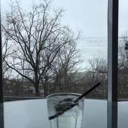 Lobby Lounge At The Marriott Niagara Falls Fallsview - A drink with a view