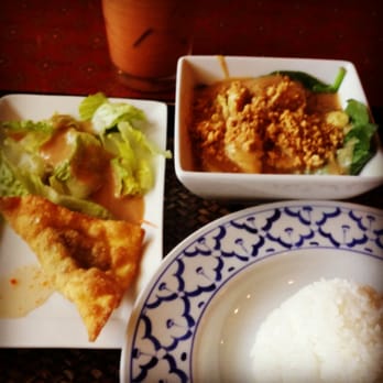 Sawasdee Thai Restaurant - Spinach peanut with chicken and jasmine rice - Thai Near Me - Sparks, Nevada Sawasdee Thai Restaurant - Spinach peanut with chicken and jasmine rice - Thai Near Me - Sparks, Nevada