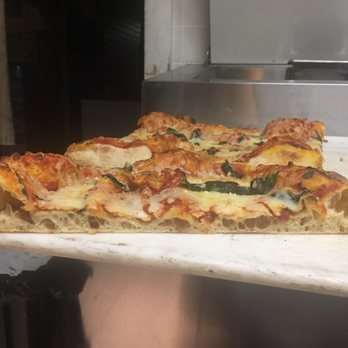 Stubbies Sports Bar & Eatery - Slice pie - Sports Bars Near Me - Basalt, Colorado Stubbies Sports Bar & Eatery - Slice pie - Sports Bars Near Me - Basalt, Colorado