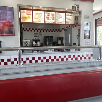 Original Tommy's - Burgers Near Me - Palmdale, California