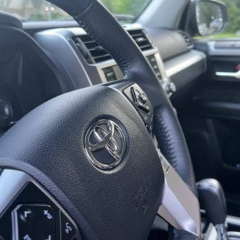 AWH Detailing - Shiny wheel - Auto Detailing Near Me AWH Detailing - Shiny wheel - Auto Detailing Near Me