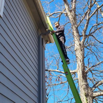 G Pundrich - Emerson waaay up high reattaching my gutters. - Handyman Near Me