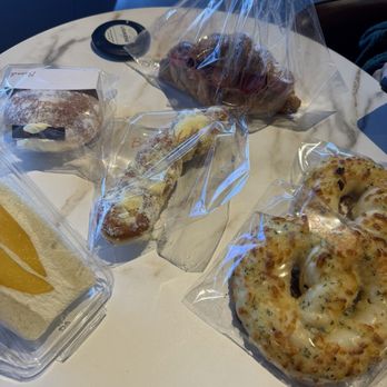 Breadville Bakery - Bakeries Near Me - Suwanee, Georgia