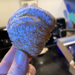 Sfogliatelle
