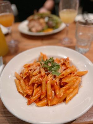 Ainslie Bowery by null