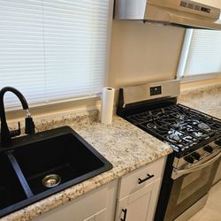 Pros Cleanup Louisville - Kitchen post construction cleaning