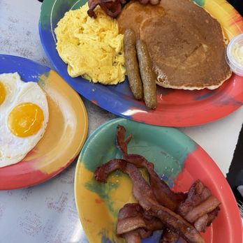 Newport Cafe - Burgers Near Me - Newport, Oregon Newport Cafe - Burgers Near Me - Newport, Oregon
