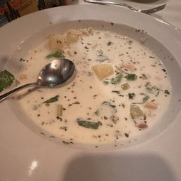 Bouillon Style Clam Chowder