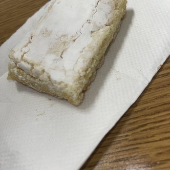 Beanery - Lemon bar was the best tangy and sweet the crust was also good - Coffee & Tea Near Me - Alameda, California