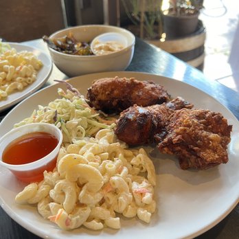 S/T Hooligan's - Awesome Fried Chicken 3 pcs. (Best Fried Chicken in WA State 2020) - Cajun/Creole Near Me - Seattle, Washington