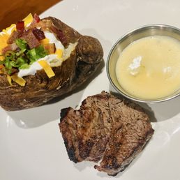 Filet Mignon With Bearnaise