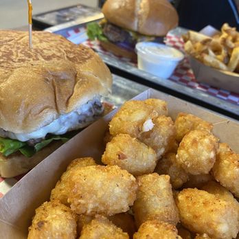 Smokin’ Buns - Burgers Near Me - West, Texas Smokin’ Buns - Burgers Near Me - West, Texas