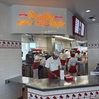 In-N-Out Burger - Burgers Near Me - Reno, Nevada In-N-Out Burger - Burgers Near Me - Reno, Nevada